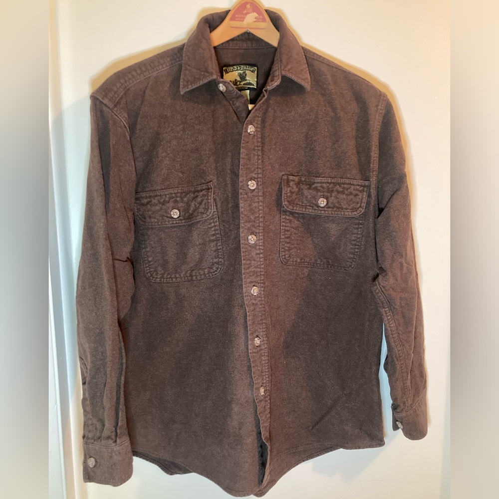 Field and Stream Men’s Brown Long-Sleeve Button-Up Shirt